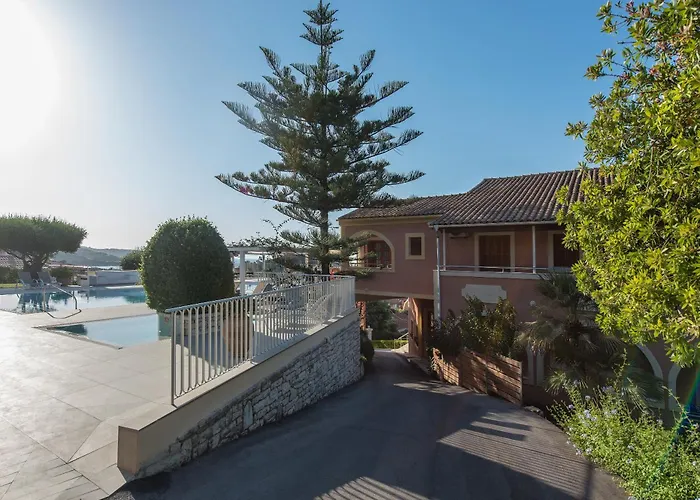 Hill Lofos Hotel