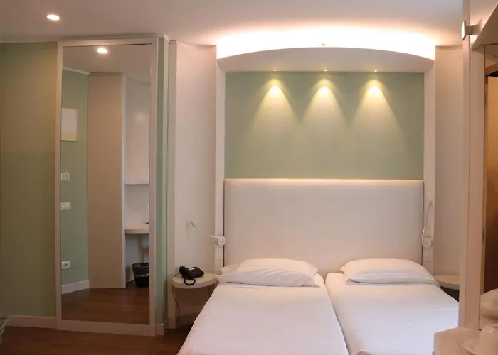 Ark Hotel