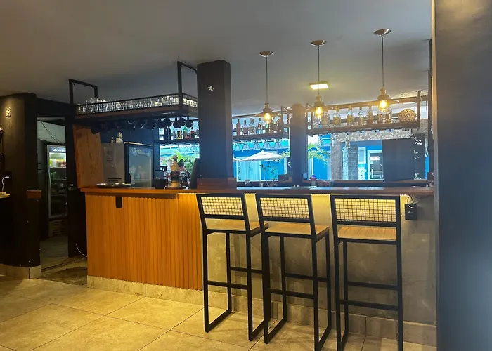 Alojamento com o café da manhã Apenas: Pousada Maresia Costa Azul