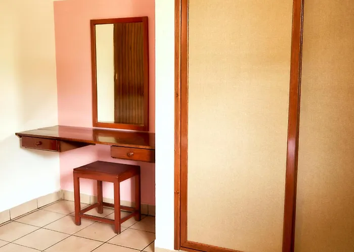 Hotel near College: Casa Losodeli & Coworking- Adults Only