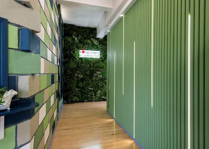 Hotel dichtbij College: London Backpackers Youth Hostel 18 - 35 Years Old Only
