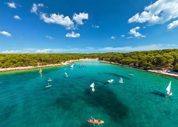 Romantisch hotel: Pine Beach Pakostane