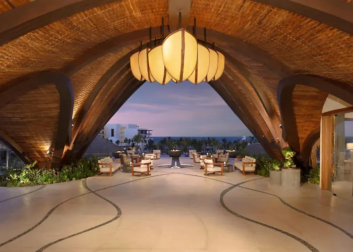 Airport Hotel: Secrets Playa Blanca Costa Mujeres (Adults Only)