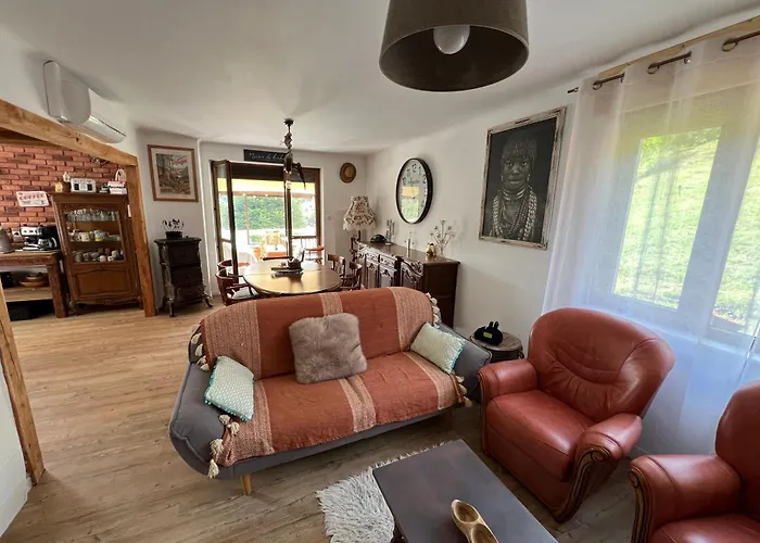 Chalet individuel - Panoramique montagnes&Proche LAC