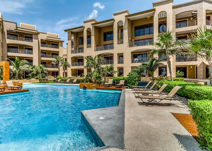 Hotel near College: Residences El Faro, Surf 201