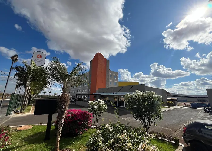 Hotel do aeroporto: Golden Tower Aeroporto - Lizz - by Fênix Hotéis