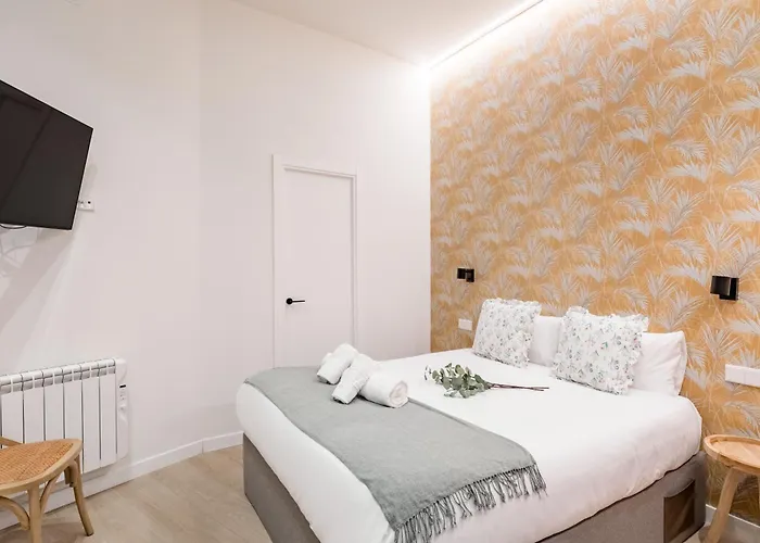  Charming La Almudena
