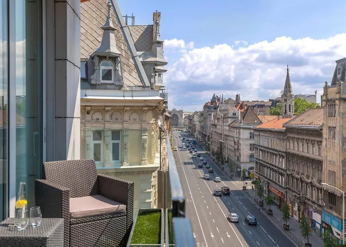 Self catering: Nh Collection Budapest City Center