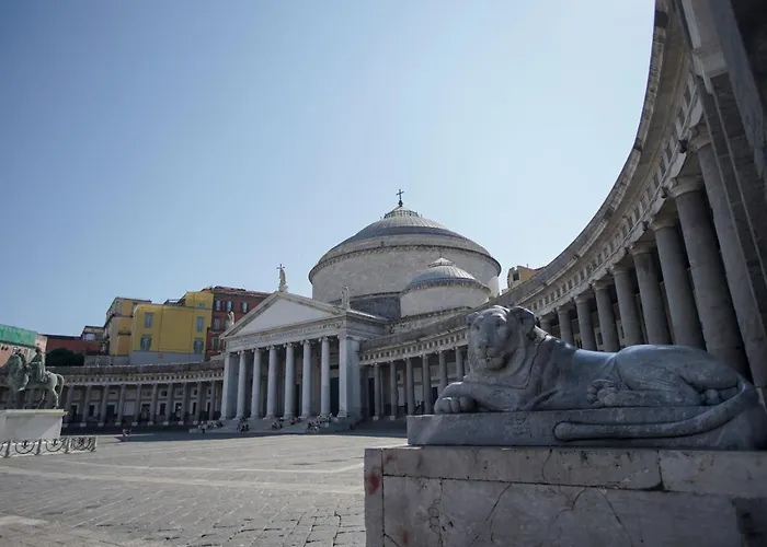 Hotel con vista: B-Pizzofalcone