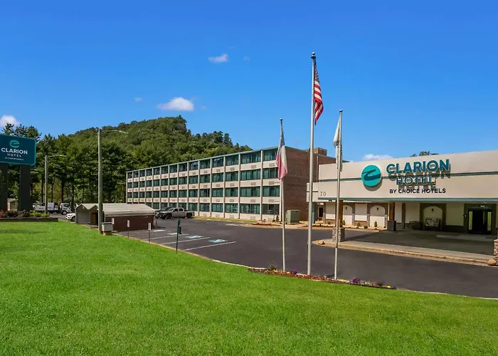 Golf hotel: Clarion Hotel Conference Center Maggie Valley