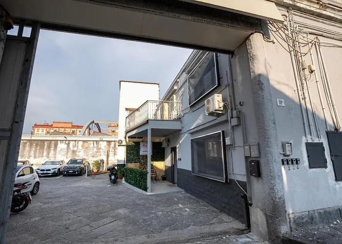 Small Luxury Napoli