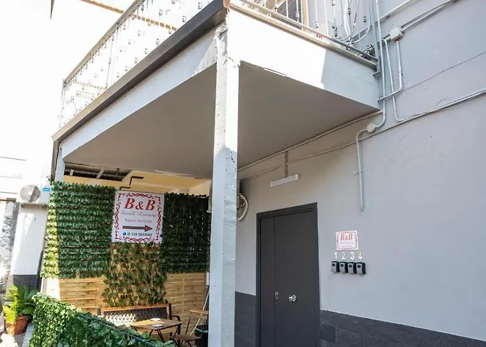 Small Luxury Napoli