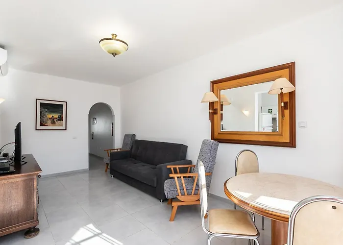 Apartamento: 1 Bedroom Apartment By Algarvemanta