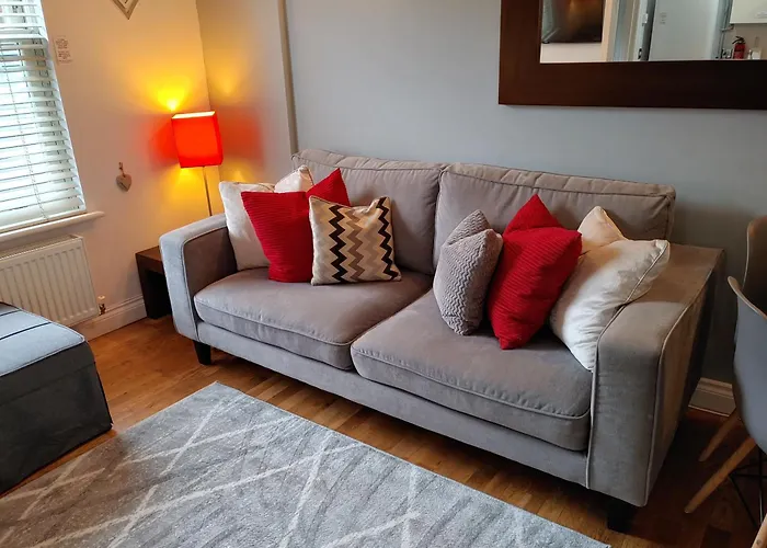 Vacation rental: The Bath House Apartment - Free 1St Breakfast - Free Parking
