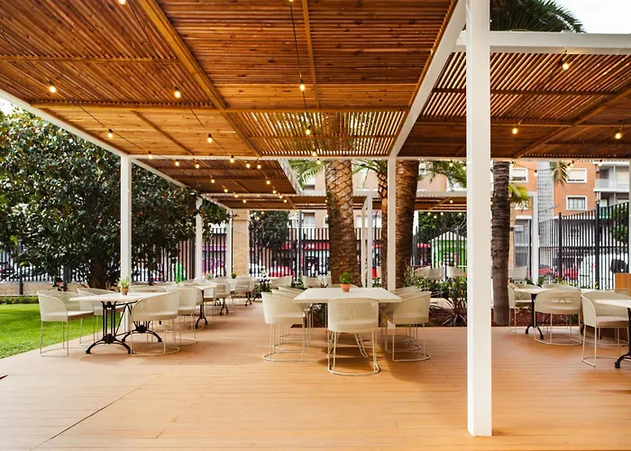 5 star hotels Dwo Valencia