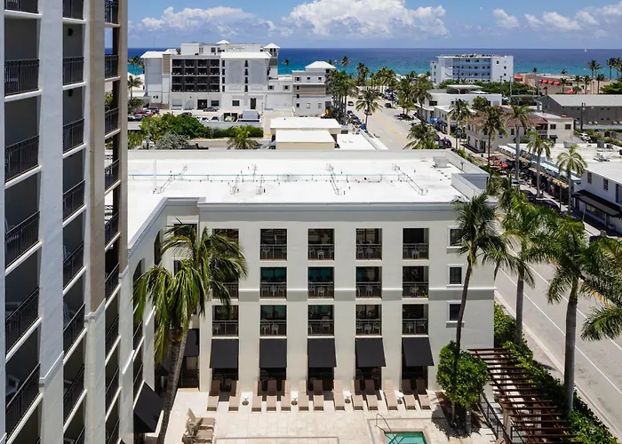 Hotels With Four Stars Atlantic Suites On The Ave