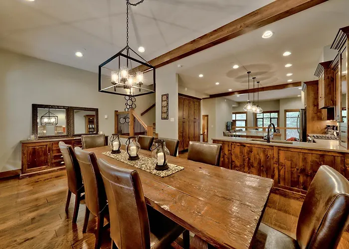 17 Village Walk Bc