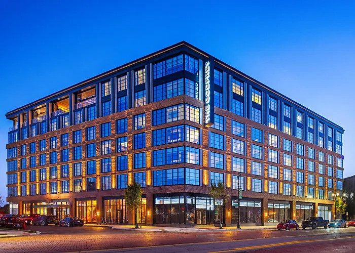 The Godfrey Detroit, Curio Collection By Hilton