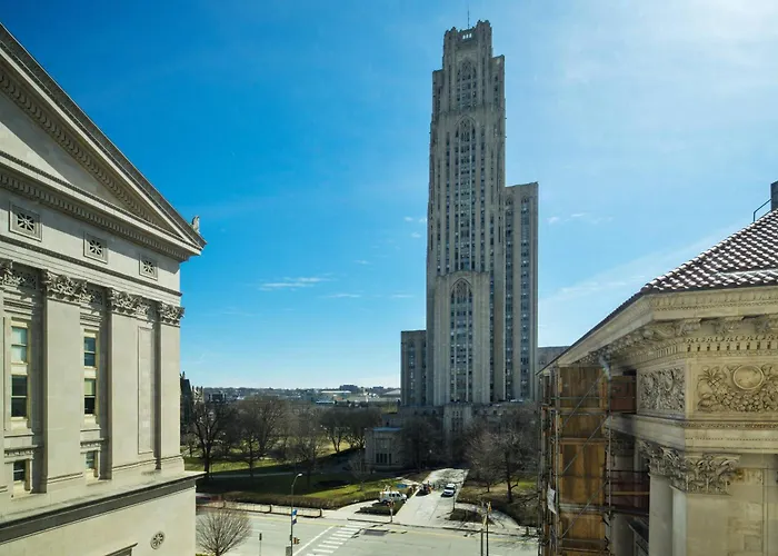 The Oaklander Hotel, Autograph Collection