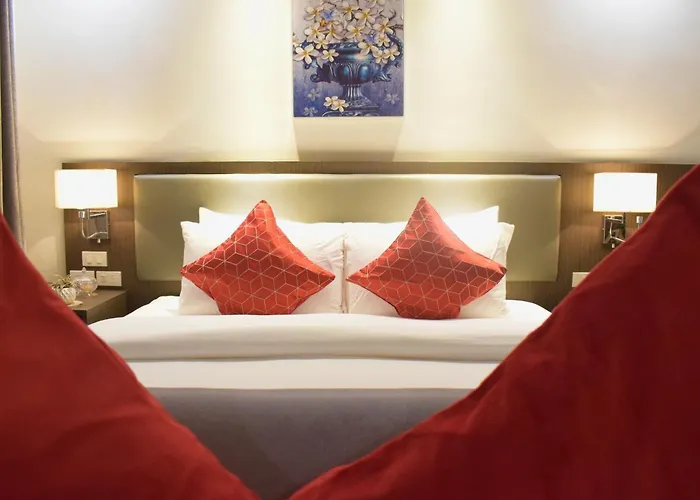 Luxe Suite At Bcct - Bgc'S Prime Studio - Gym, Infinity Pool With Breathtaking Skyline View