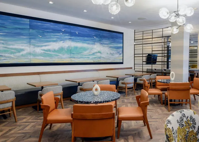 Romantic hotel: Long Beach Marriott