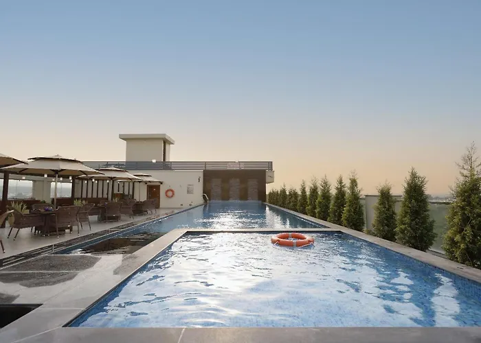 Family Hotel: Regenta Dehradun By Royal Orchid Hotels Limited