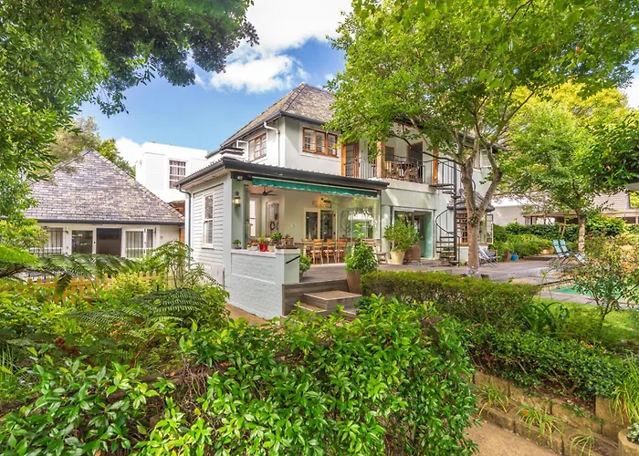 Hedge House Guest House