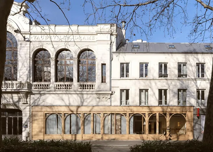  Elysée Montmartre
