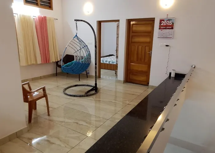 Hill Crown Wonder Palace