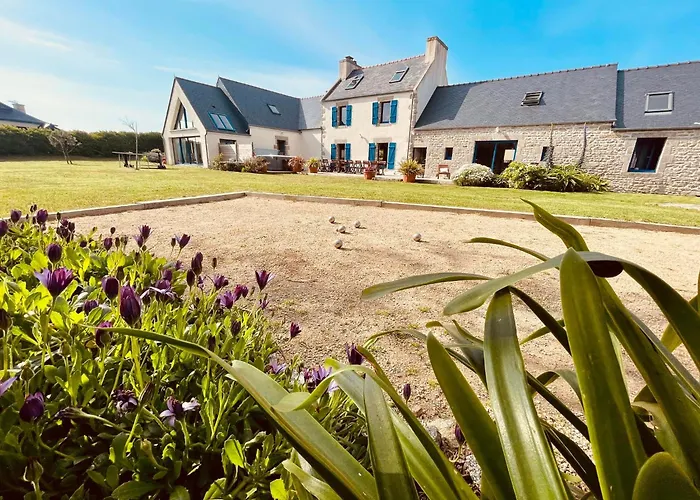 Maison Maillots et Bigorneaux, 15 pers, jacuzzi, 40m de la mer