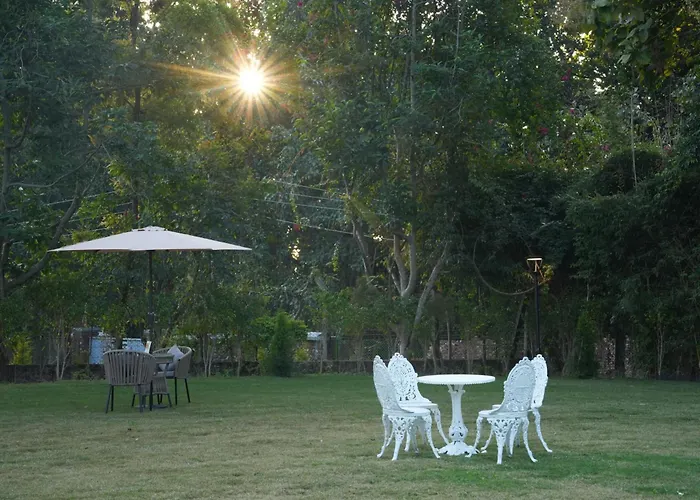 Hotels with tennis 3Acres Resorts Dehradun