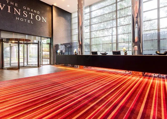 Plaza Premium Grand Winston