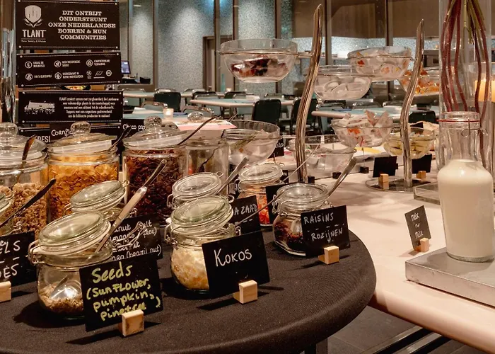 Plaza Premium Grand Winston