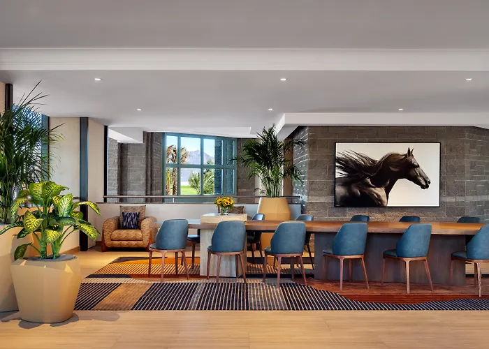 Сity center hotels Grand Hyatt Scottsdale