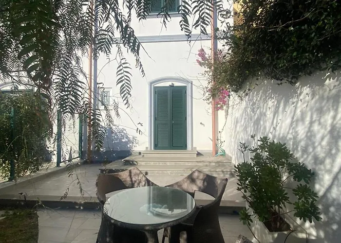 La Lanterna Sul Mare