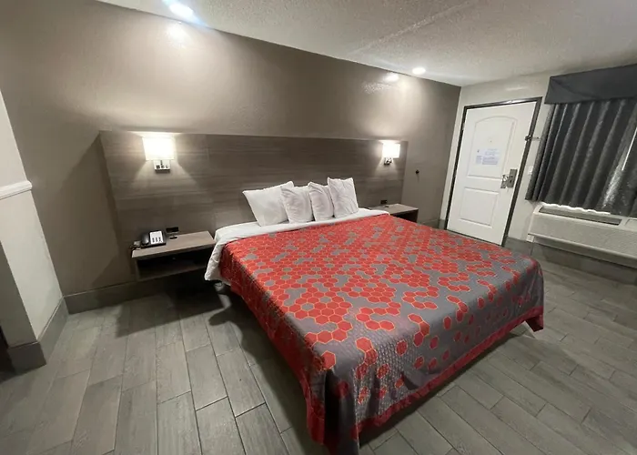 Resort: Simplestay Suites - Downtown San Bernardino