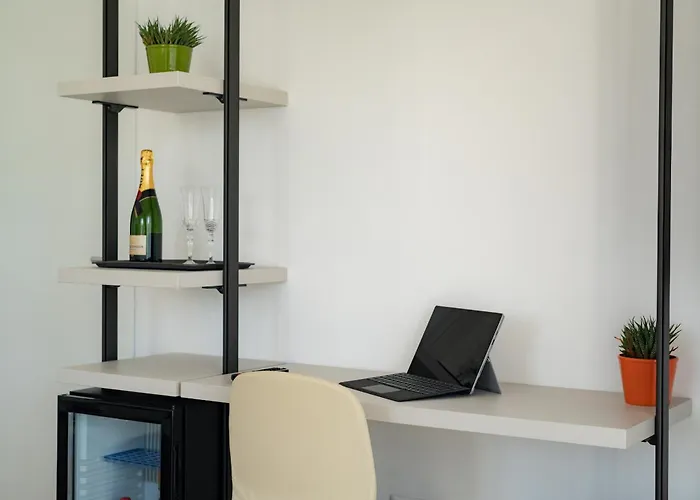  Callia Rooms Procida