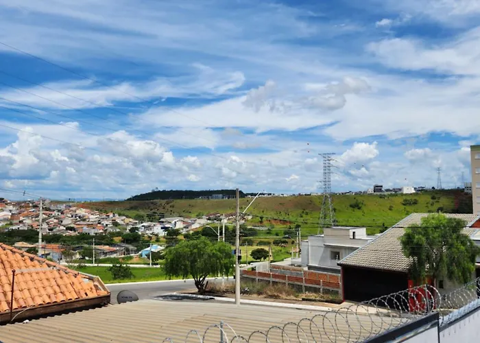 Sobrado novo e lindo com piscina
