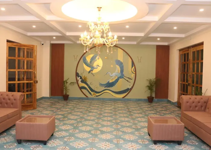 Hotels With Four Stars Le French Nest