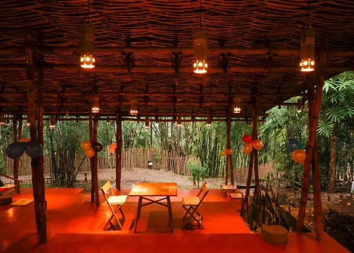 Family Hotel: Uravu Bamboo Grove Resort