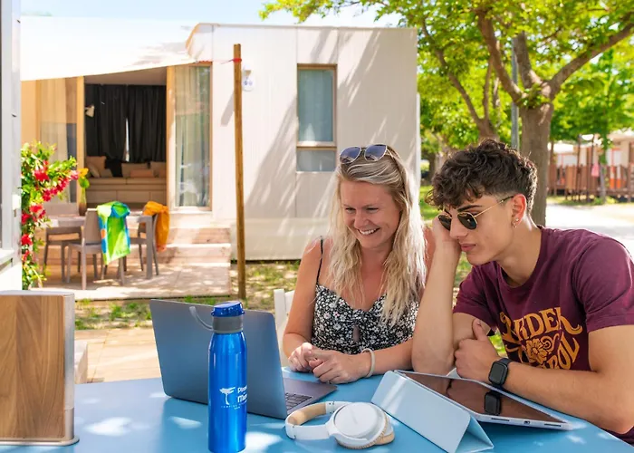 Hotel con tennis: Pineta Sul Mare Camping Village