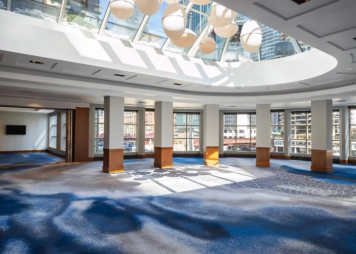 Family Friendly Hotels Renaissance Chicago Downtown