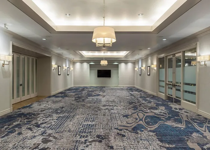 Family Friendly Hotels Renaissance Chicago Downtown