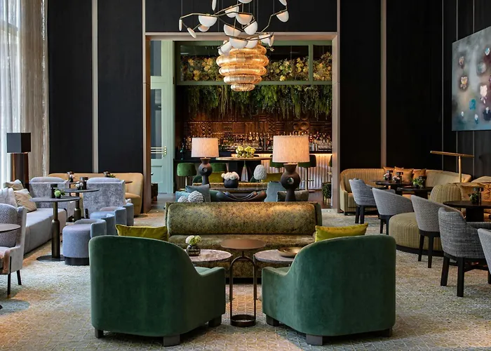 Ritz-Carlton , Nomad