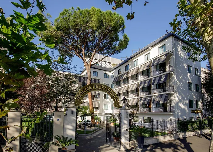 Hotel boutique Apenas: Donna Laura Palace By Omnia Hotels