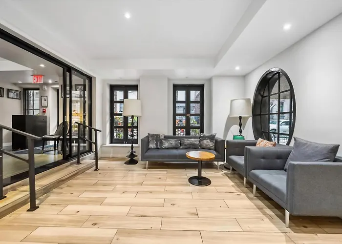 Lexington Plaza Hotel