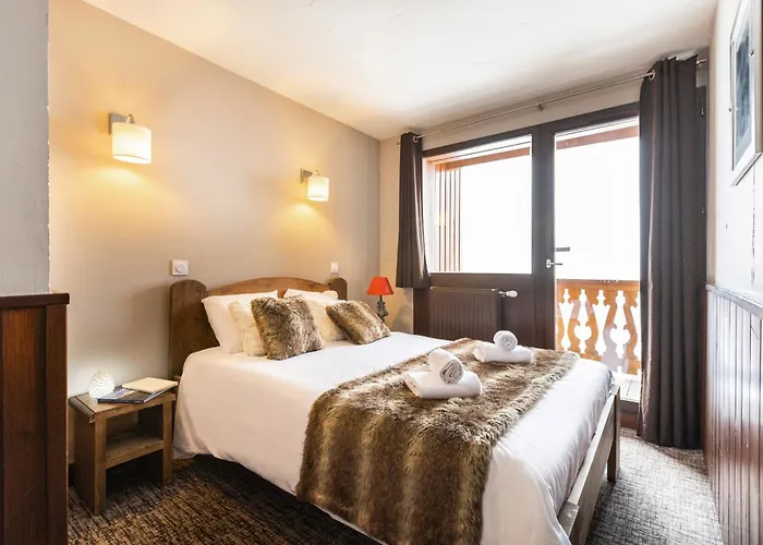 Ski Resorts Chalet Val 2400