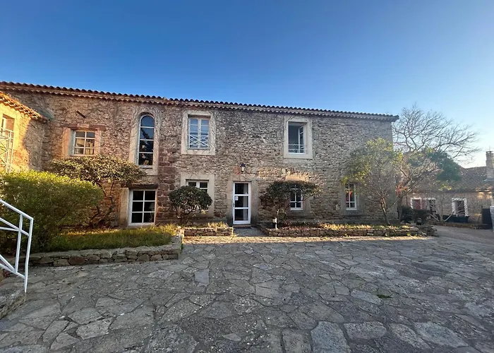 Chambres D'Hotes Chateau De Jonquieres