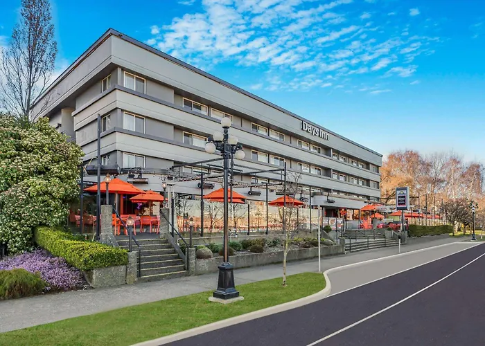 Cheap hotel: Days Inn By Wyndham Victoria On The Harbour