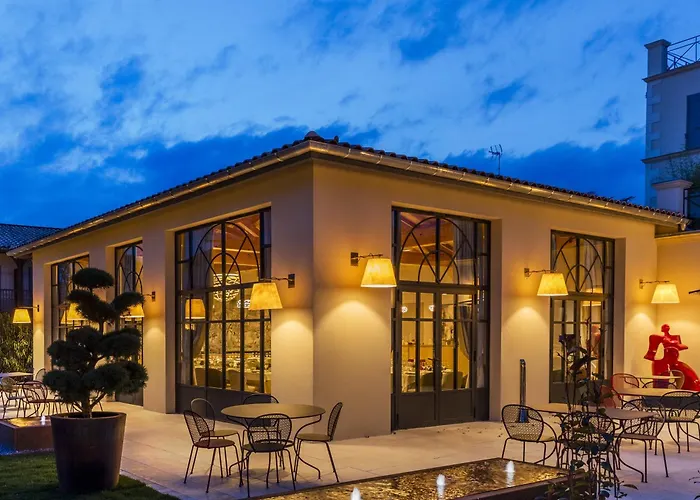 Clos Castel Villas Spa